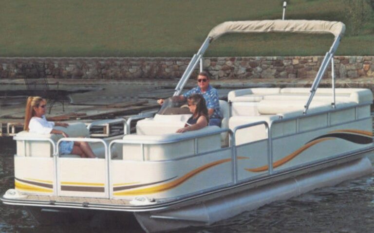 2007 Avalon Tropic 24 used pontoon boat with bimini top